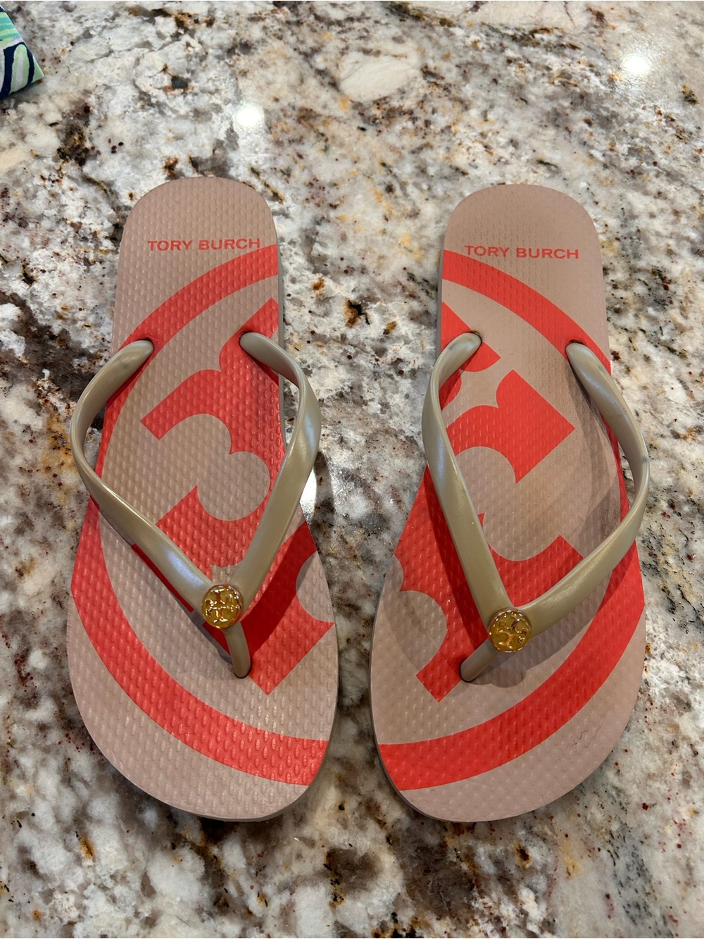 Tory Burch Logo Flip Glops Like New